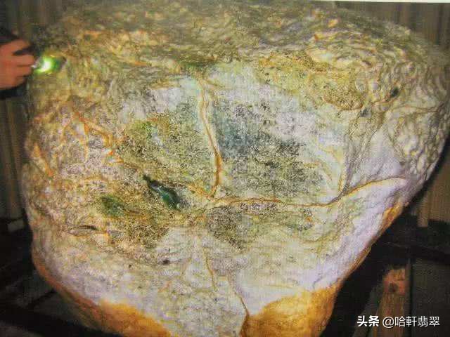 2007年赌石标王,翡翠赌石标王图片