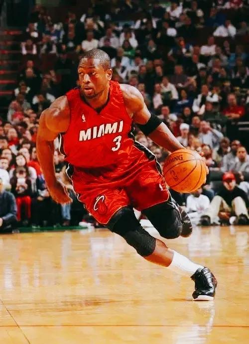 nba2k巅峰奥尼尔能力值,nba2kol奥尼尔哪个版本厉害