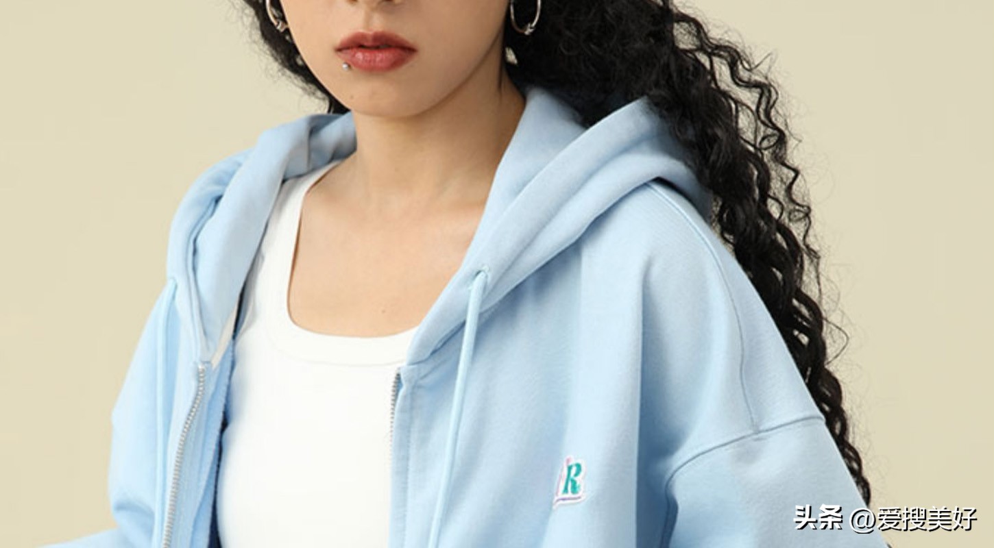 便宜又好看的卫衣店铺推荐,有哪些好看的卫衣店铺基础款