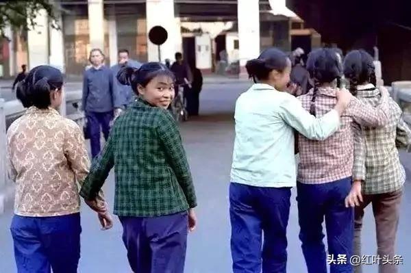 难忘的“票证”购物年代.孔令哲