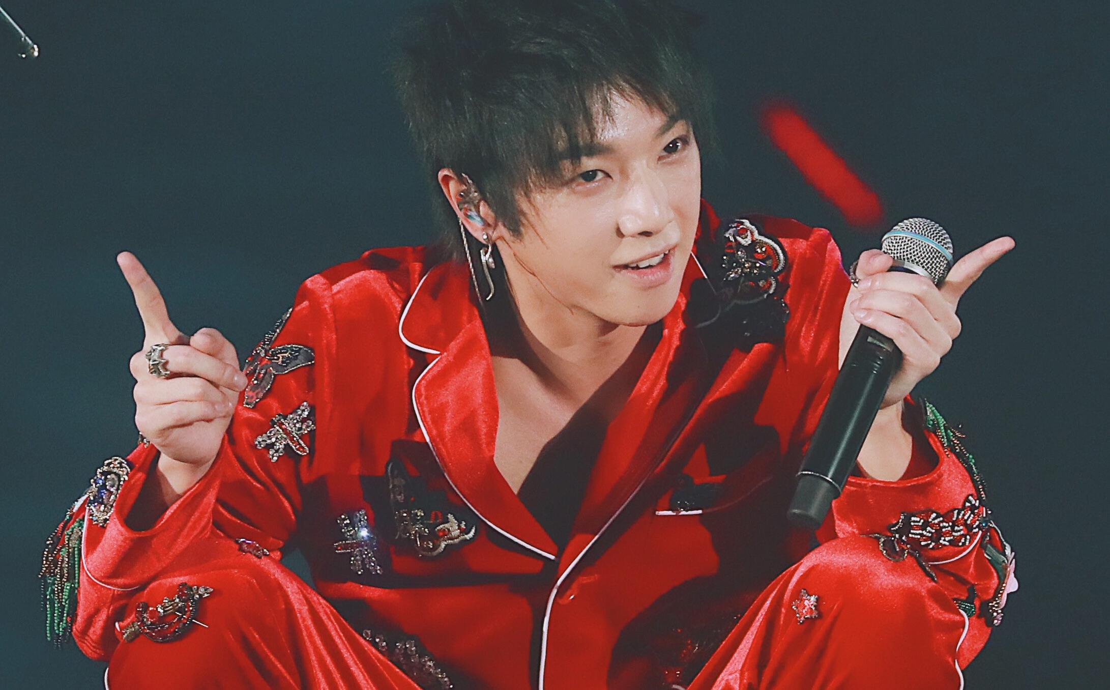 粉丝千万、叱咤歌坛，“天王接班人”华晨宇，能否撑起华语乐坛？