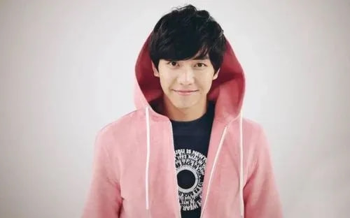 她是“虎扑女神”唯一的外国人，不要爱情只为事业，31岁少女爆棚