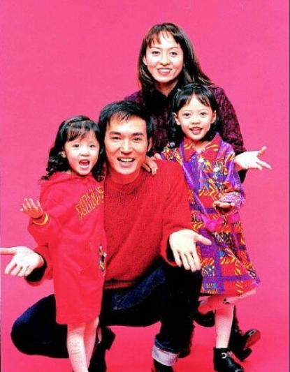 焦恩俊的女儿焦曼婷:曾不谅解爸爸和妈妈离婚,入行后与父亲和解