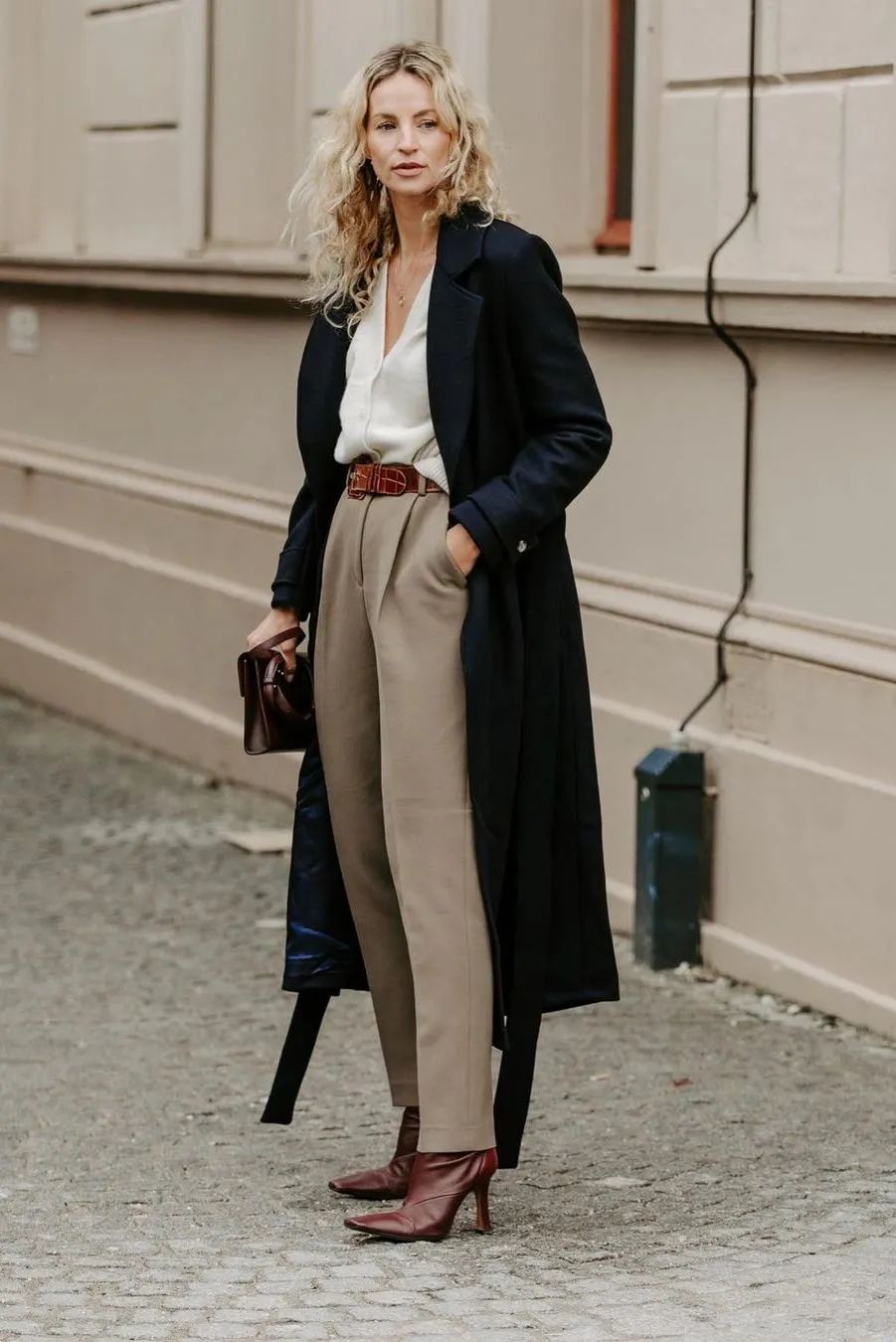 穿长裤显腿长的小白鞋,百搭鞋子秀气显脚小短靴