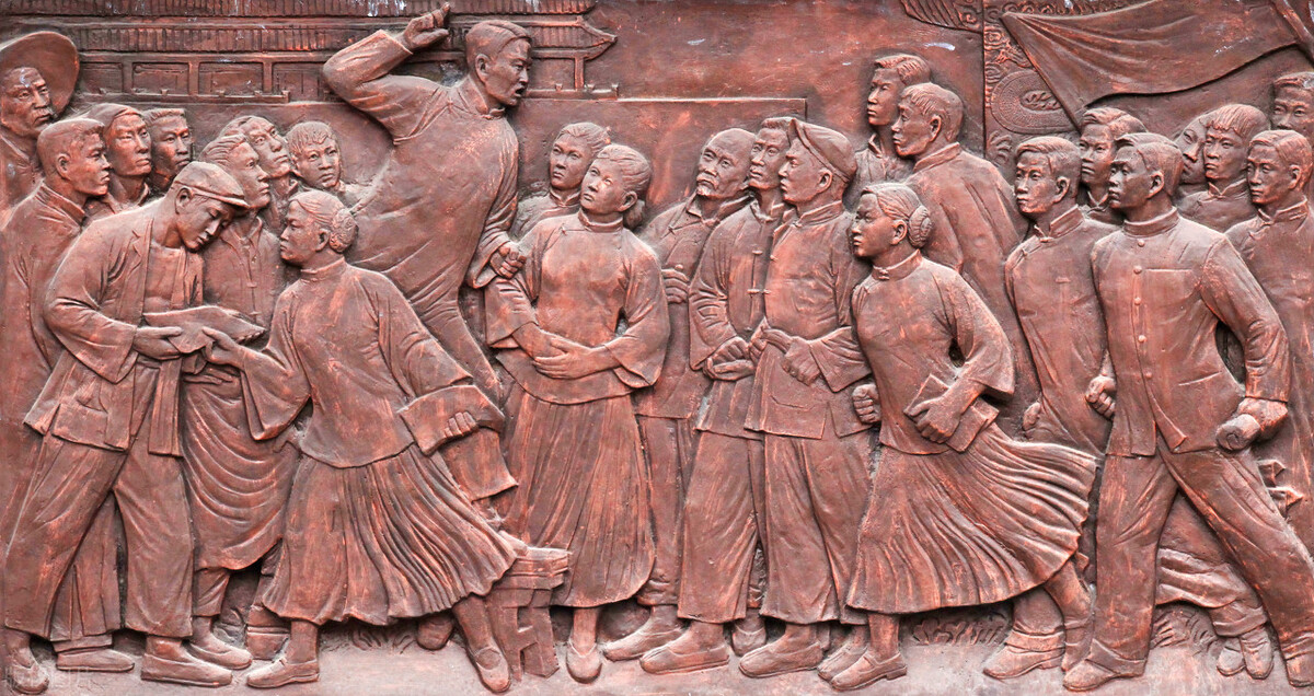 为什么山东沿海只有青岛发展最好,为什么青岛是山东第一大城市