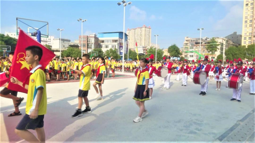 平南县各乡镇小学开学,启航新学期扬帆新梦想