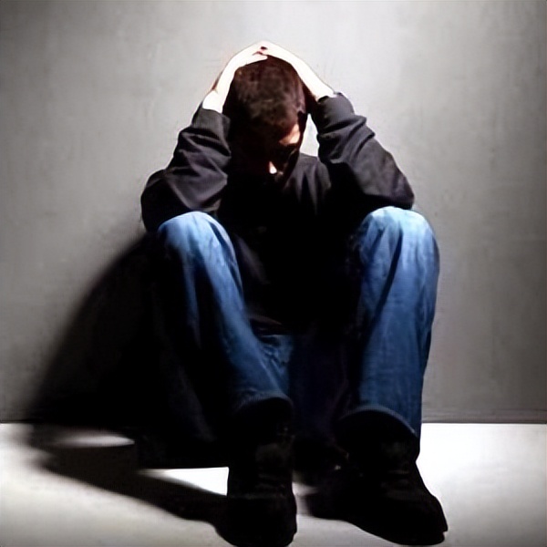 韩*歌国**手李尚恩女厕离奇身亡，死因惹人猜测