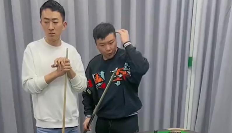 小伙自创台球杆法挑战丁俊晖,仙人杆法挑战丁俊晖原视频