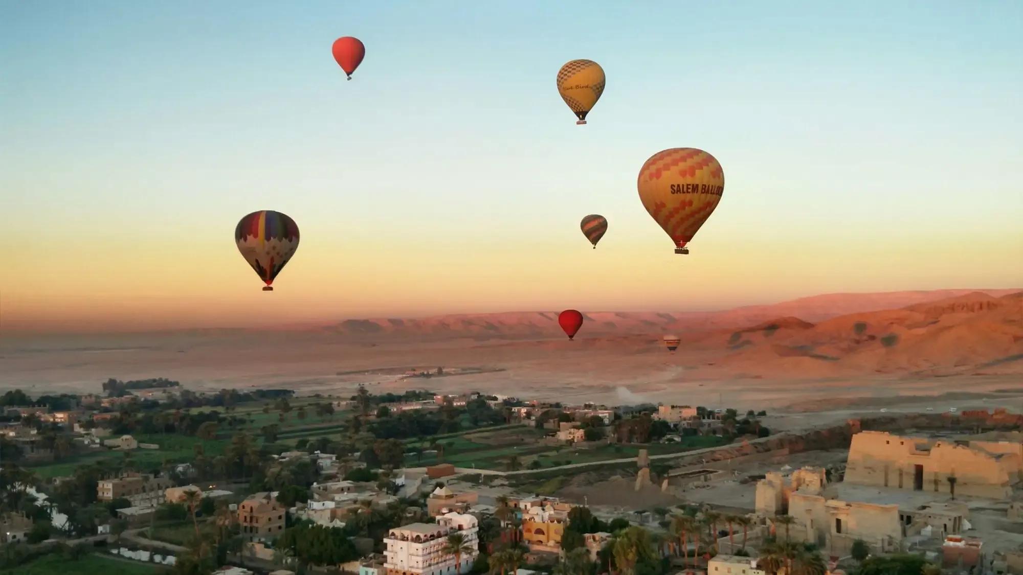沙漠之旅穿越沙漠,组团穿越迪拜沙漠之旅