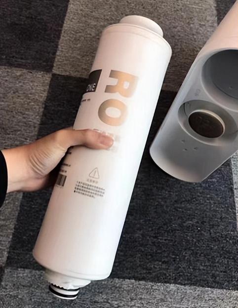 家用净水器带桶的选多大的合适,家用净水器有必要安装么