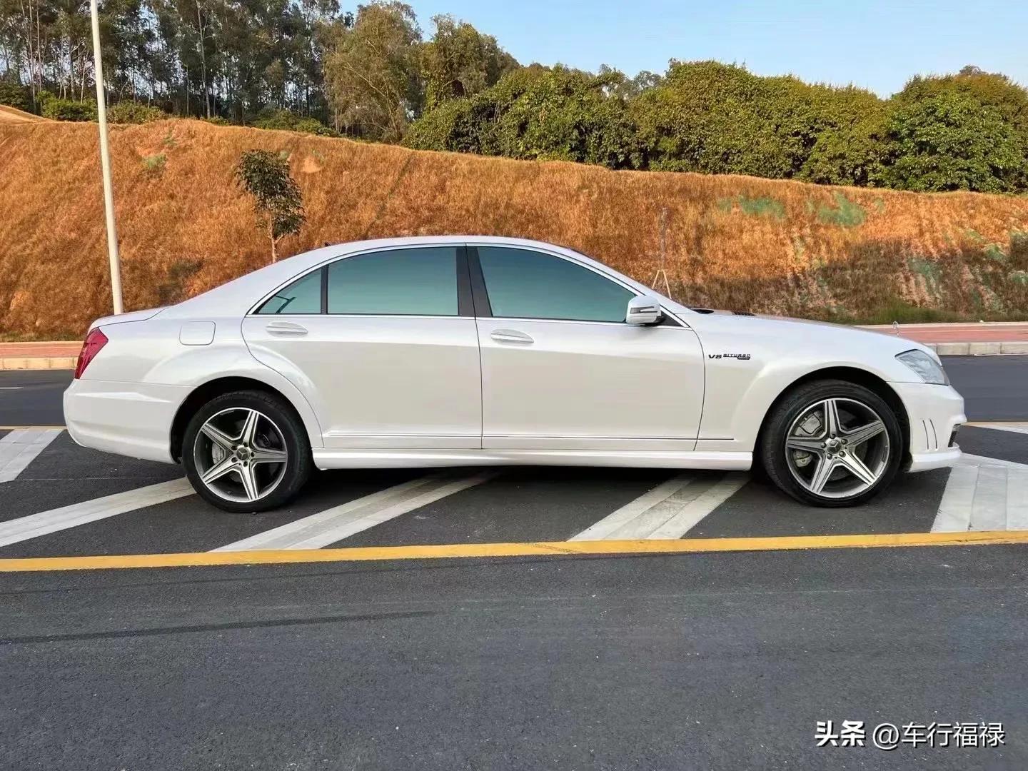 买一台二手奔驰s值得吗,小伙花48万买新车后续