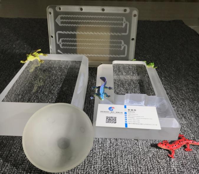 熔融石英与石英折射率区别,熔融石英砂和高纯石英砂区别