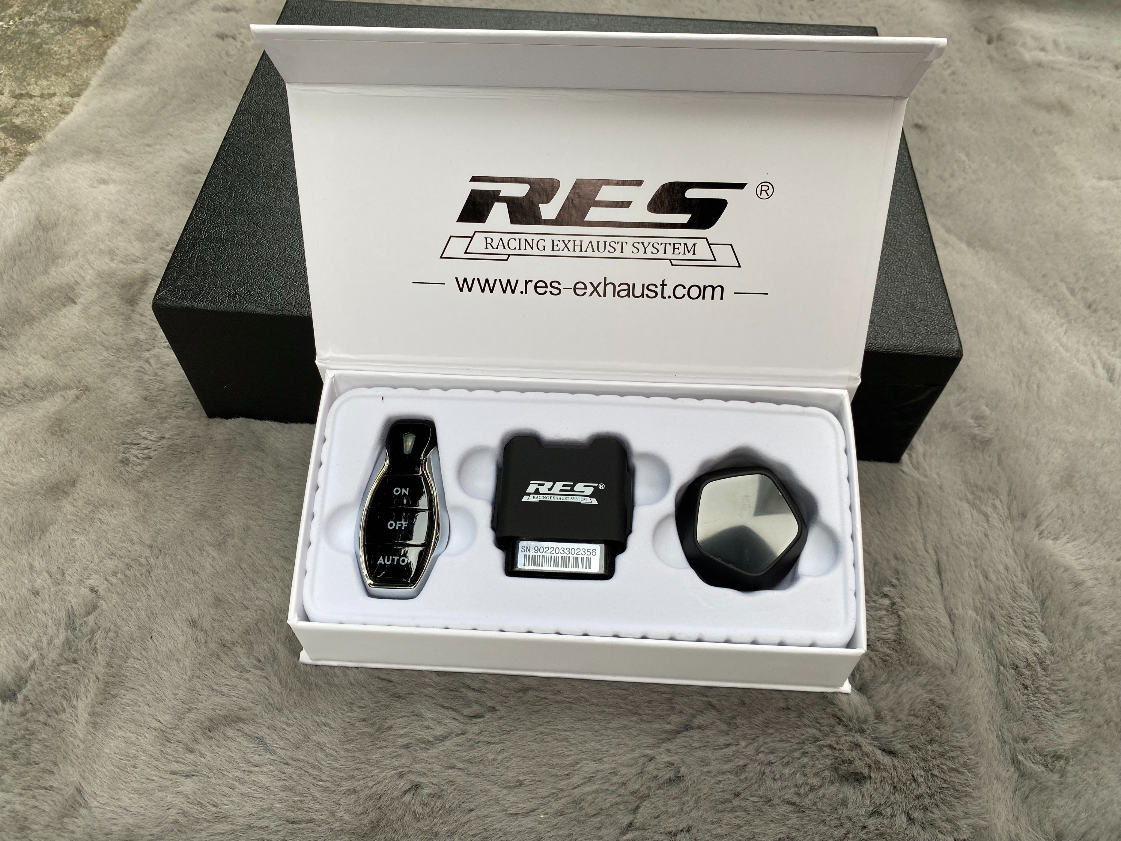 新款奔驰e级改排气,成都奔驰e升级