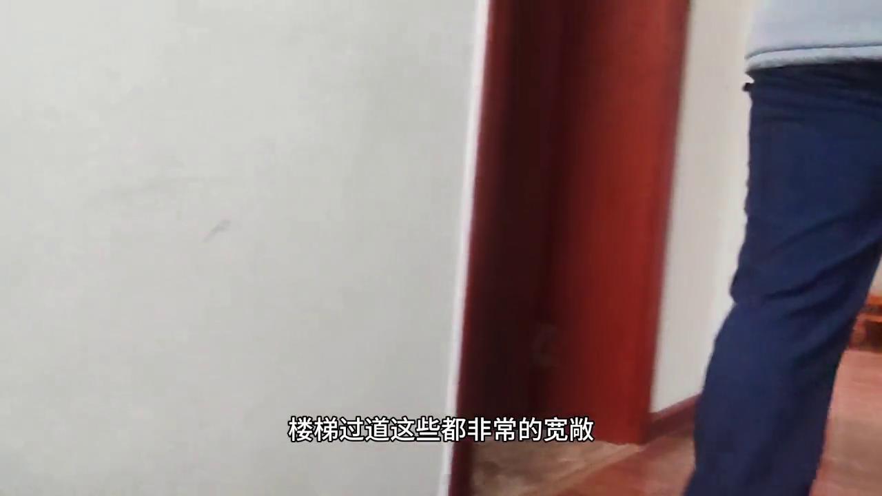 对房子有兴趣先过来看,对房子格局感兴趣