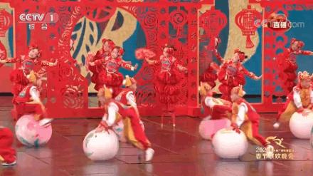 春晚歌曲穿过山海,春晚唱的粤语歌曲