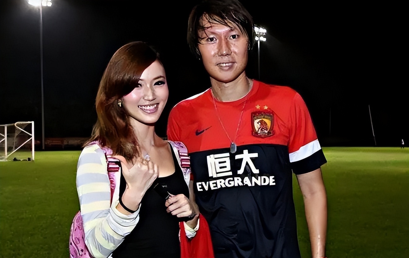 李铁｜知情人士曝李铁花边事件，同时有2个老婆！