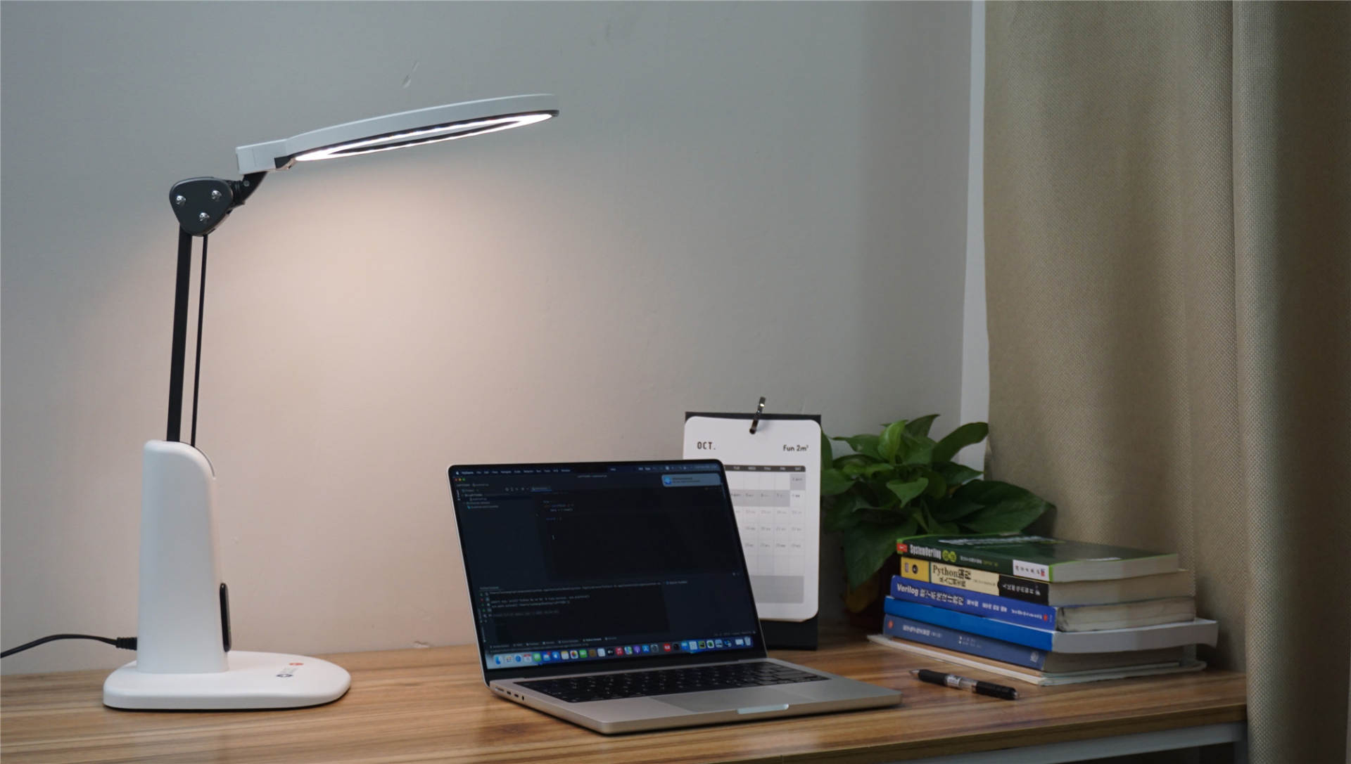 爱德华天使之光2护眼灯测评,天使之光台灯多少钱