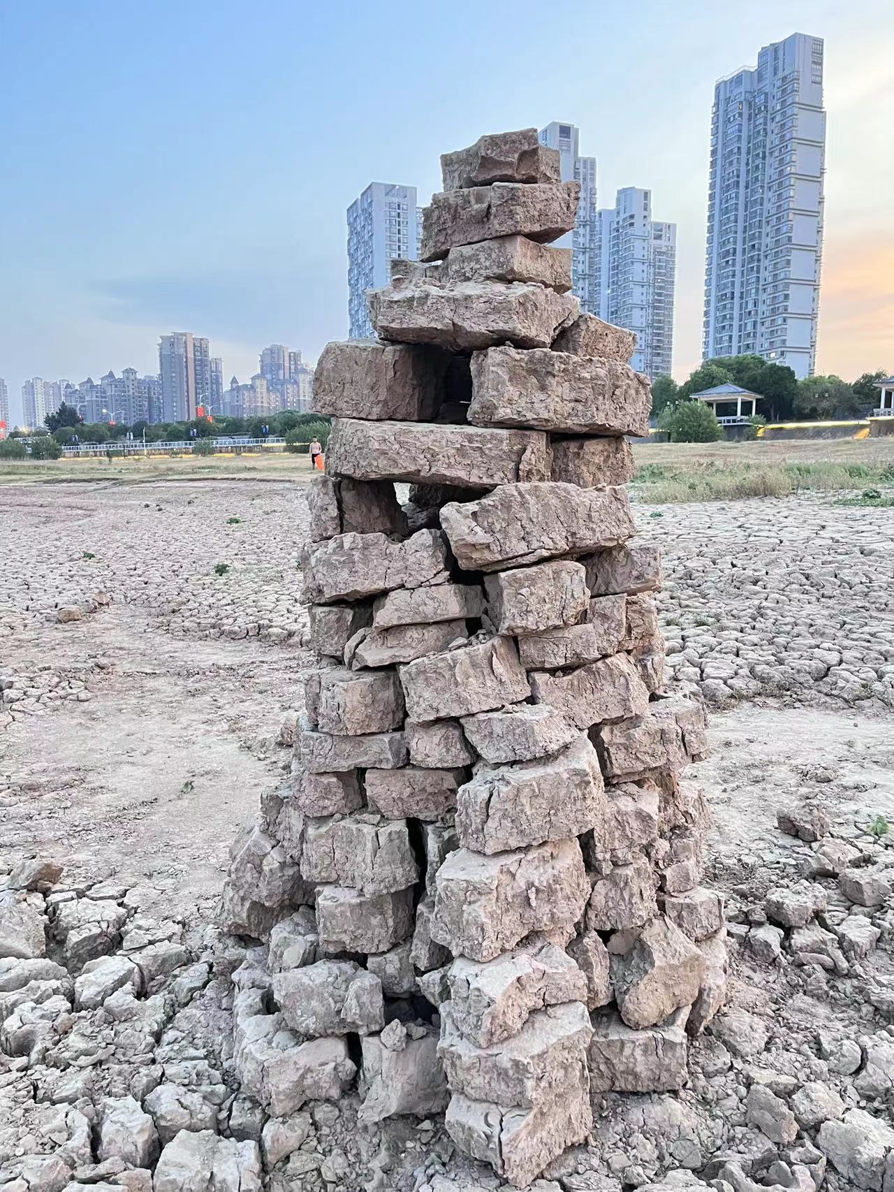 玩沙子挖螃蟹视频,玩沙子挖矿石