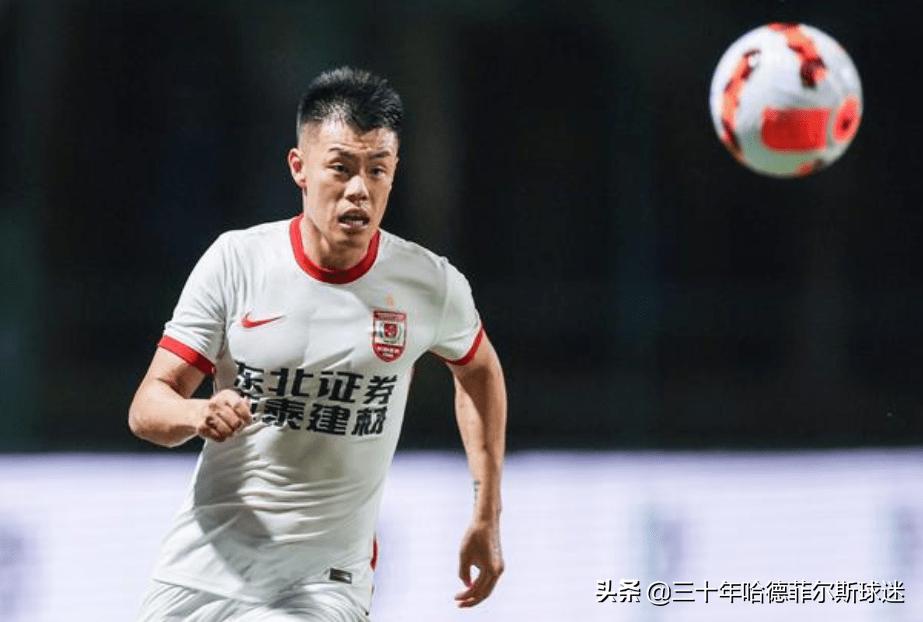 长春亚泰守门员失误视频,山东泰山4-2长春亚泰赛后点评