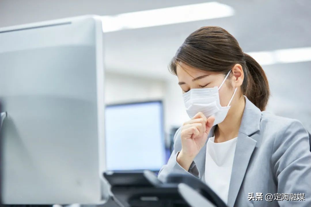 新冠患者有痰能吃消炎药吗,新冠黄痰吃什么药效果快