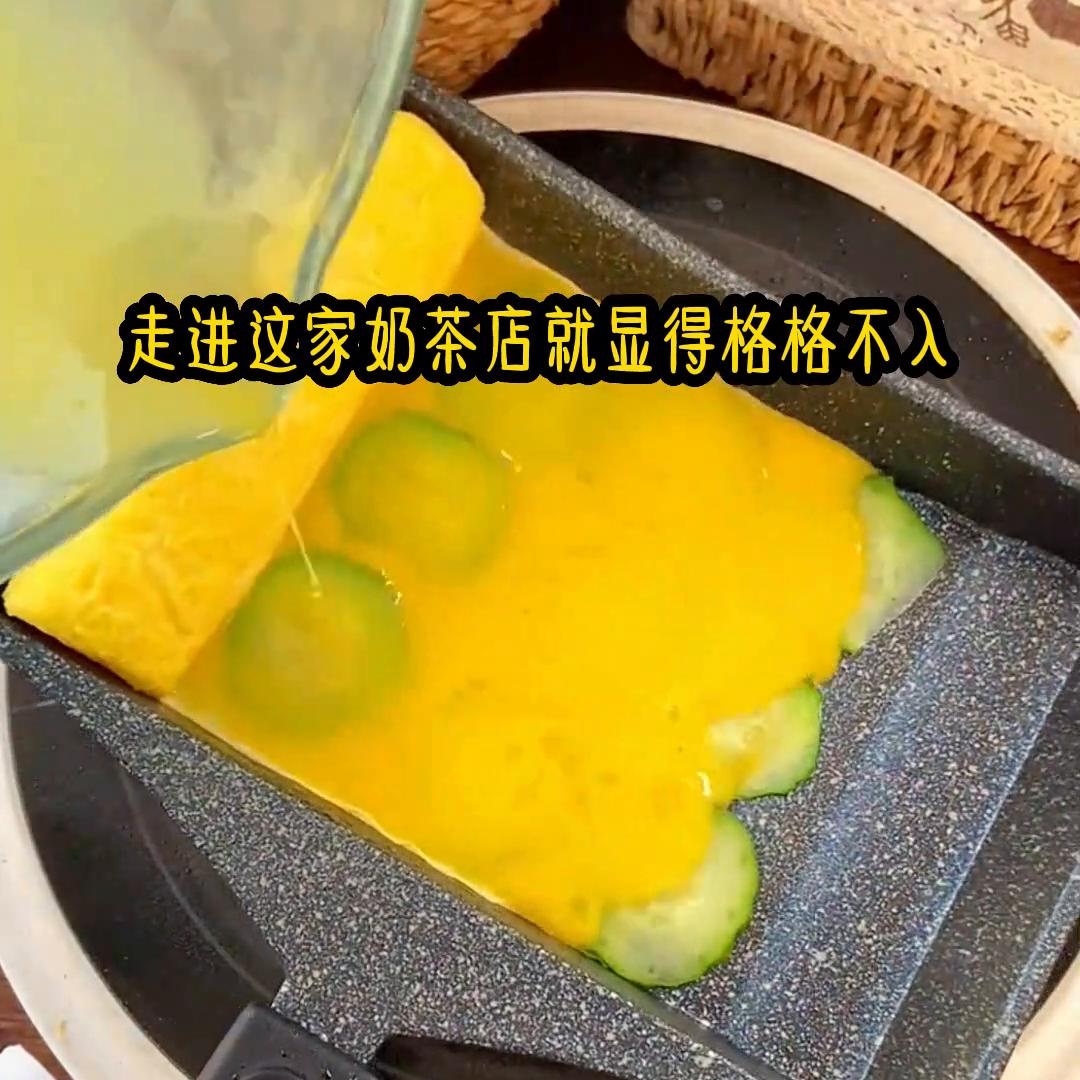 每天打12份工供女友读书,每天打十几份工短剧