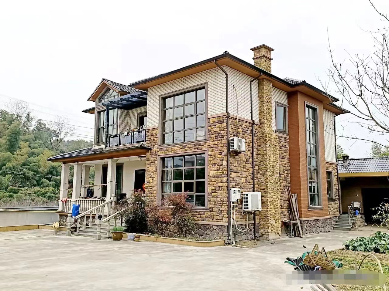 农村创业养50只大白鹅能卖多少钱,1亩地养鹅年收40万