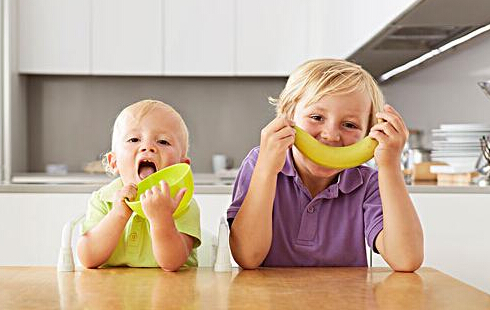 6岁宝宝吃什么水果好吃又营养,适合7岁以下儿童吃的水果