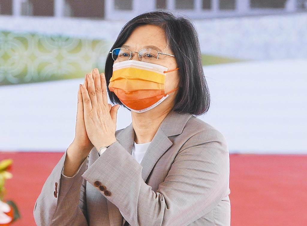 撕咬加剧！蔡英文邀美国*火军**商窜台背后，不愿移交权力给赖清德