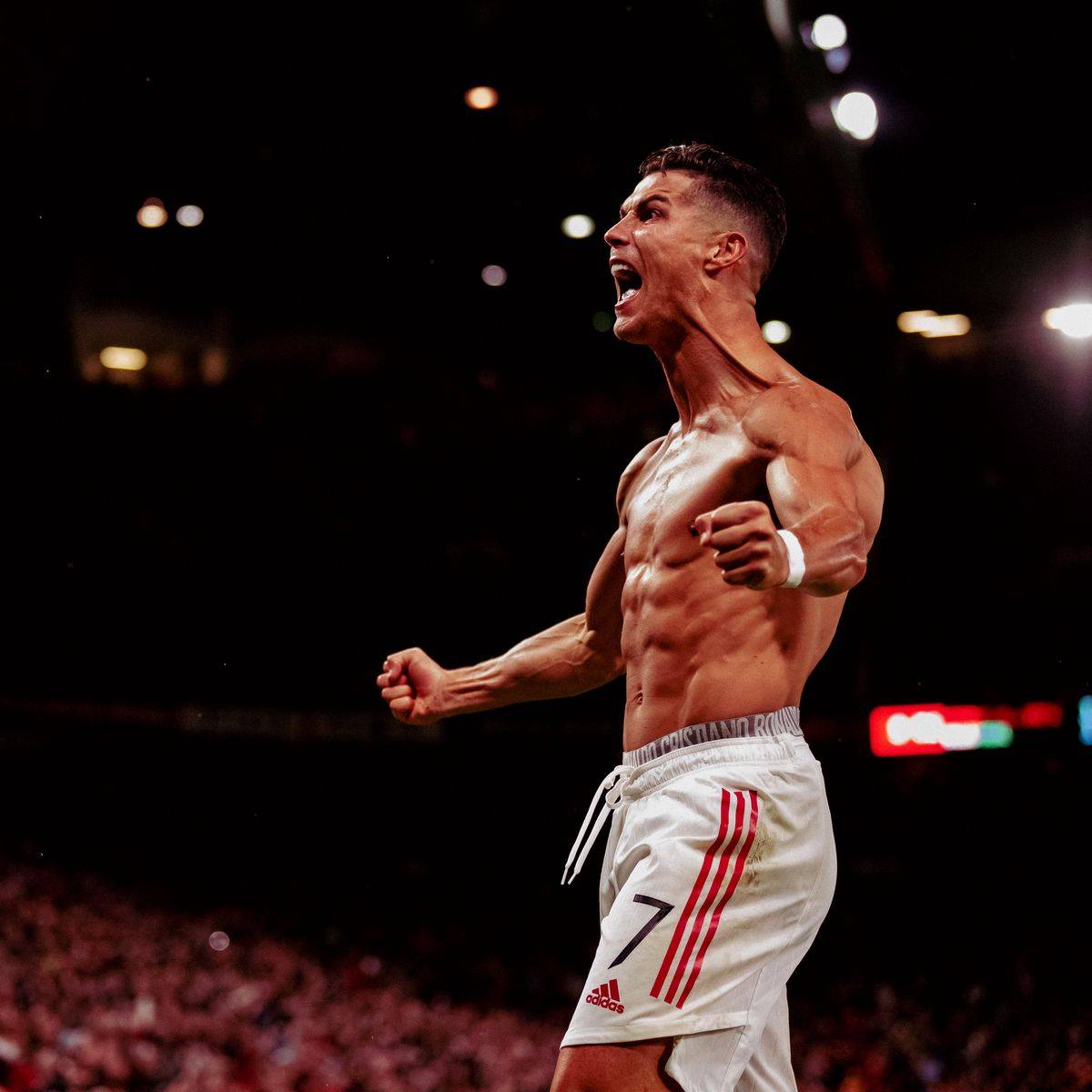 欧冠助攻球员历史排名表,球员欧冠单场进球纪录