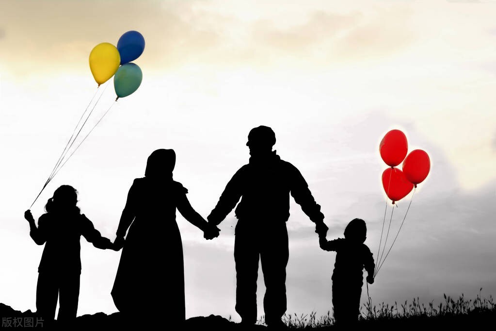 专家把子女当作消费品，忽视了子女和年轻人的人性和权利