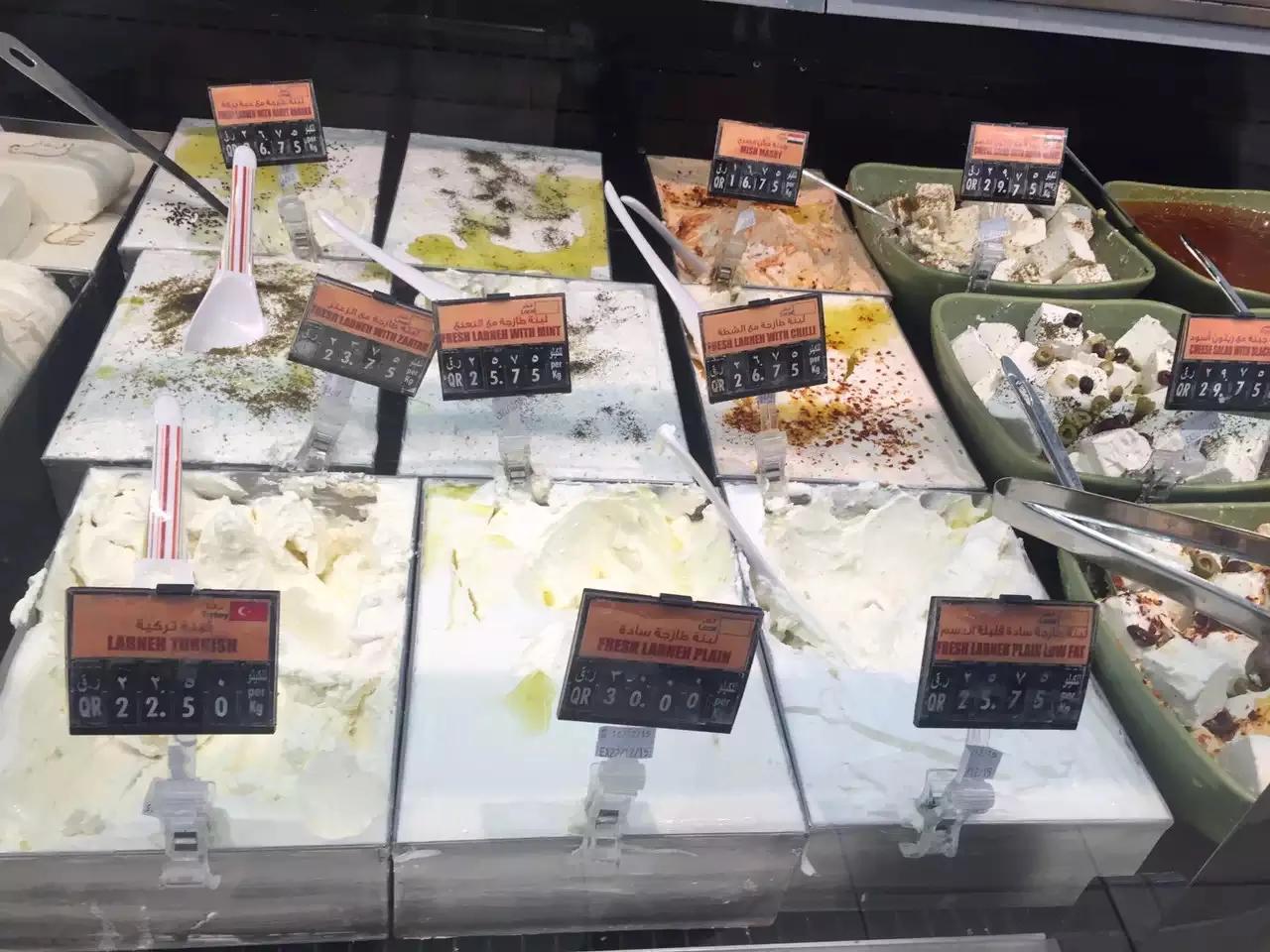 卡塔尔富得流油,卡塔尔流油