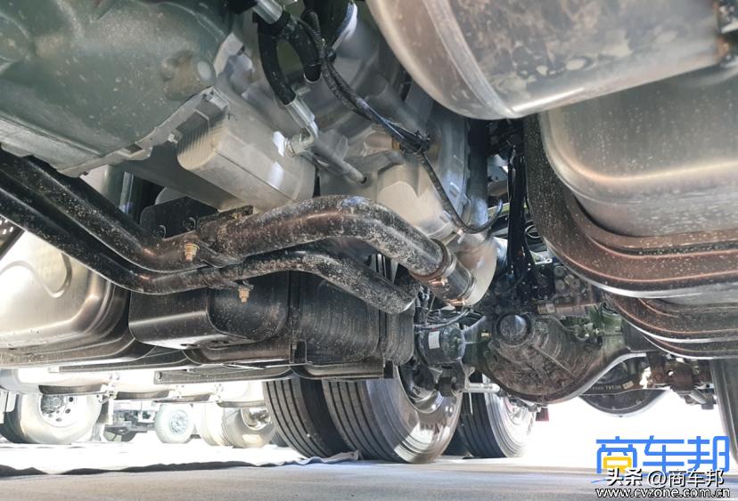 东风天龙旗舰kx自动挡牵引车,东风天龙旗舰kx660自动挡载货车