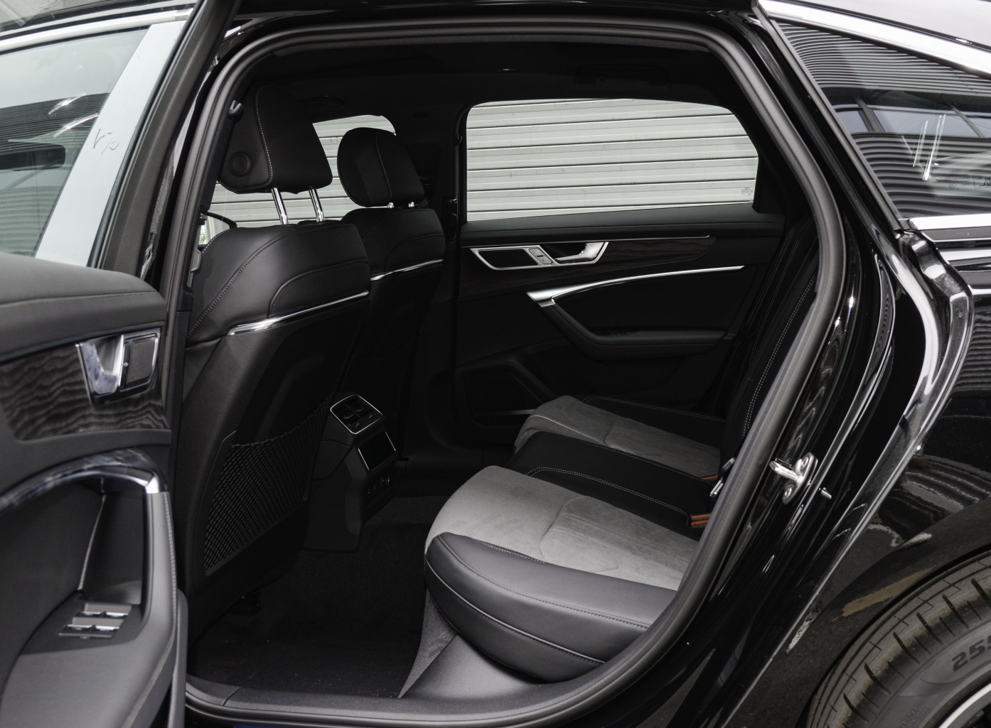 奥迪a6l45tfsiquattro臻选动感,19款奥迪a6l45臻选动感型讲解