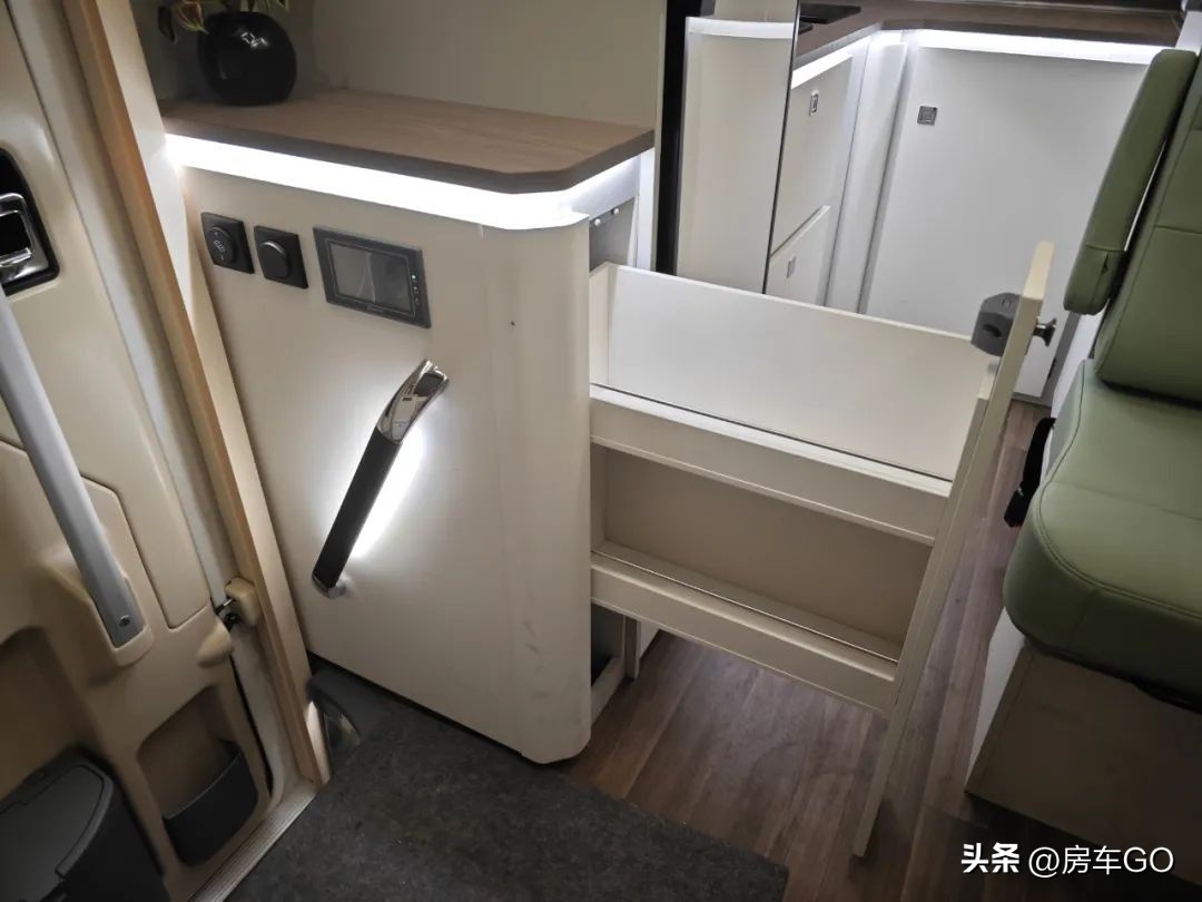 自由炮越野房车实际使用游记,全新自由炮房车c布局亮相