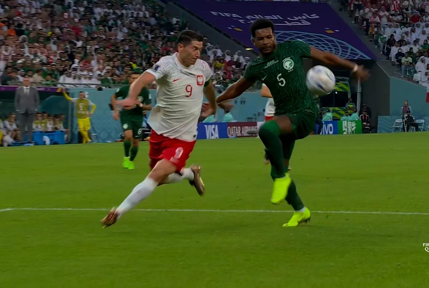 莱万破门沙特,波兰2-0沙特阿拉伯莱万的进球