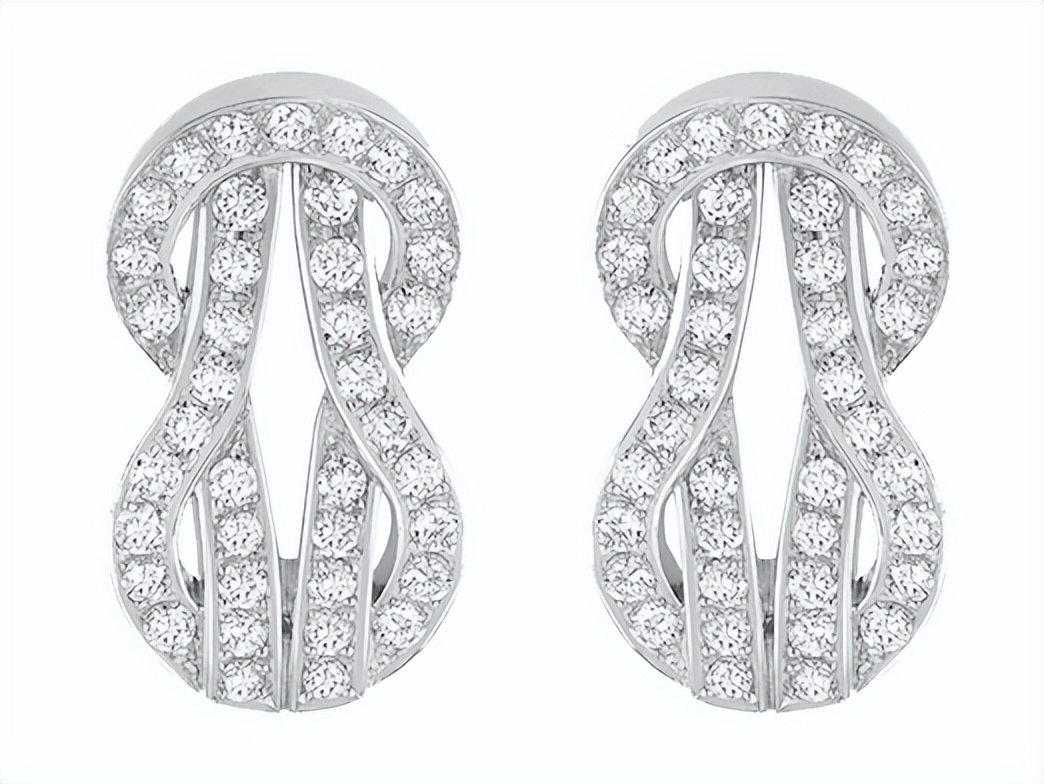 出门怎样带东西方便不拿行李箱,过年出门带什么样的首饰