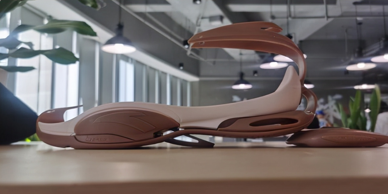 安踏2023新款网红爆款潮鞋,安踏春季2022新款撞色休闲鞋