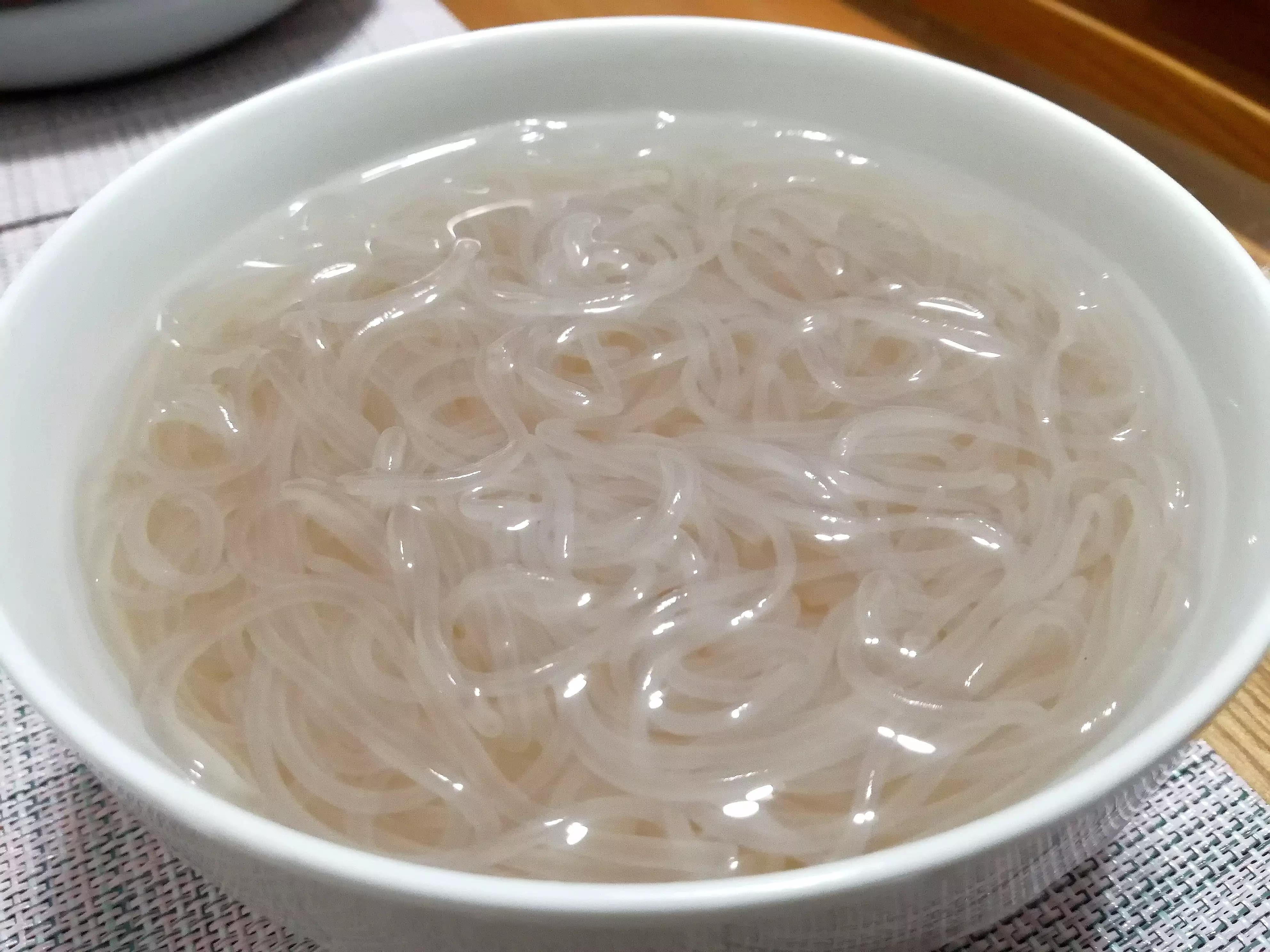 番茄土豆炖牛肉不炒糖色版,牛腩家常做法西红柿土豆炖牛肉