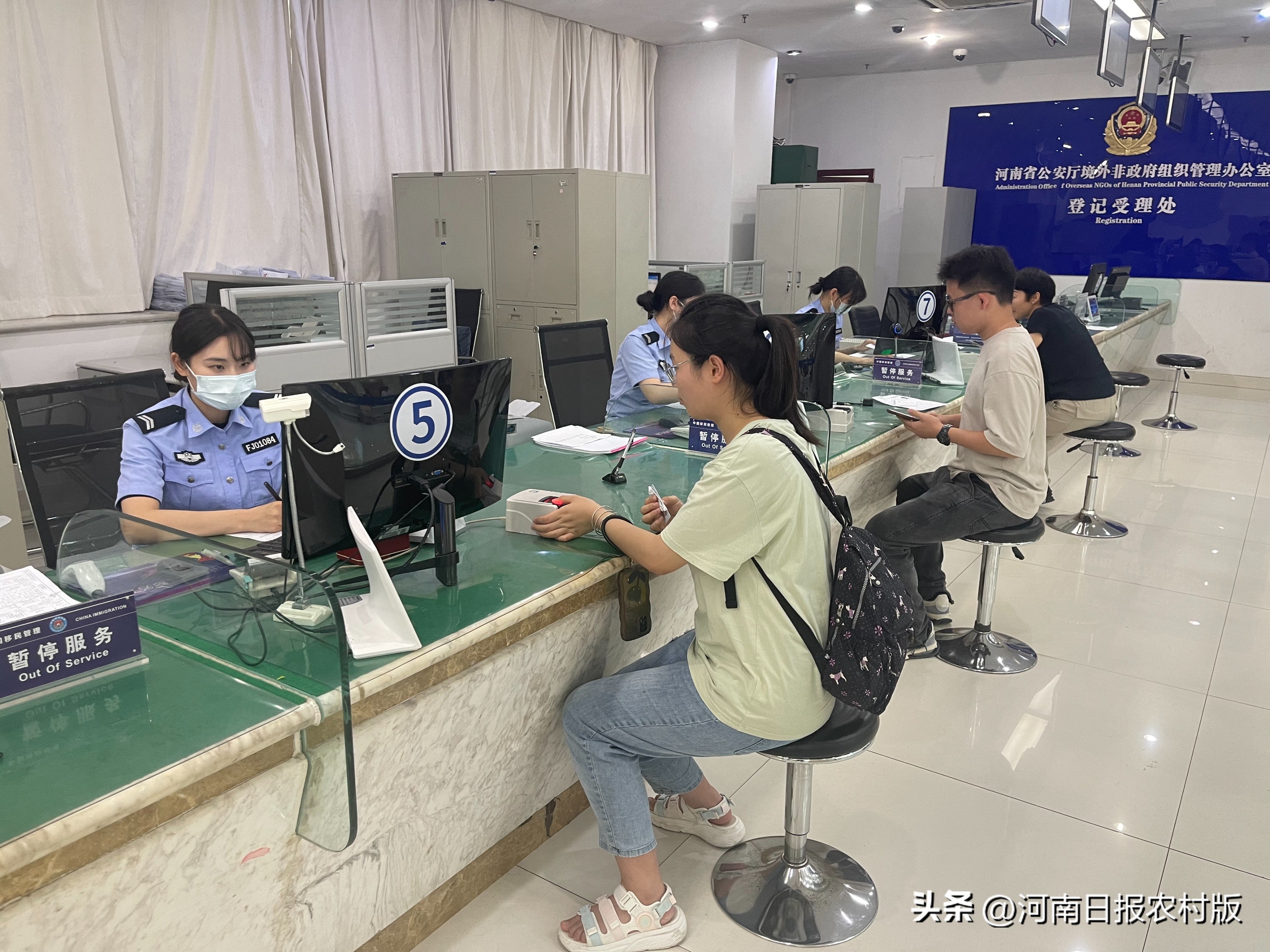 郑州办理出入境在哪里办理,郑州出入境办理预约流程视频