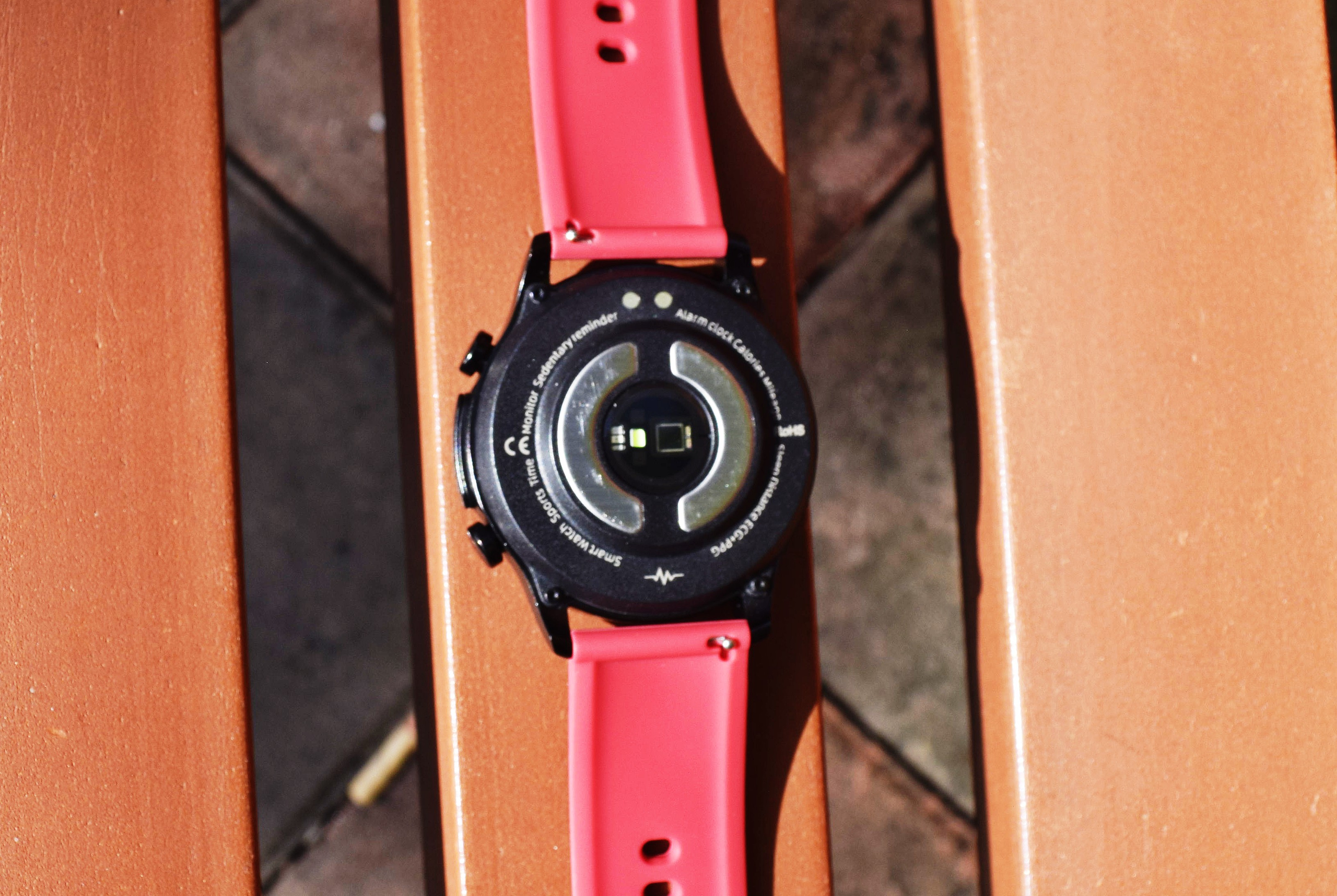 didoe55s智能健康监测手表,给父母最好的礼物