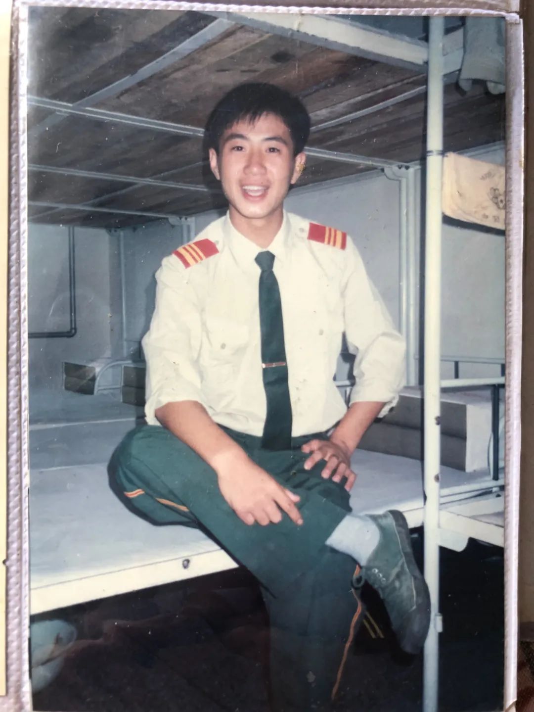 困在非洲监狱里的东北男人：父亲车祸母亲病重；妻子要求离婚；担心自己死在异国