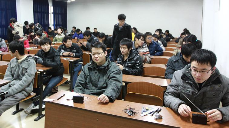 白岩松讲述再难也要努力,白岩松一切终会过去语录