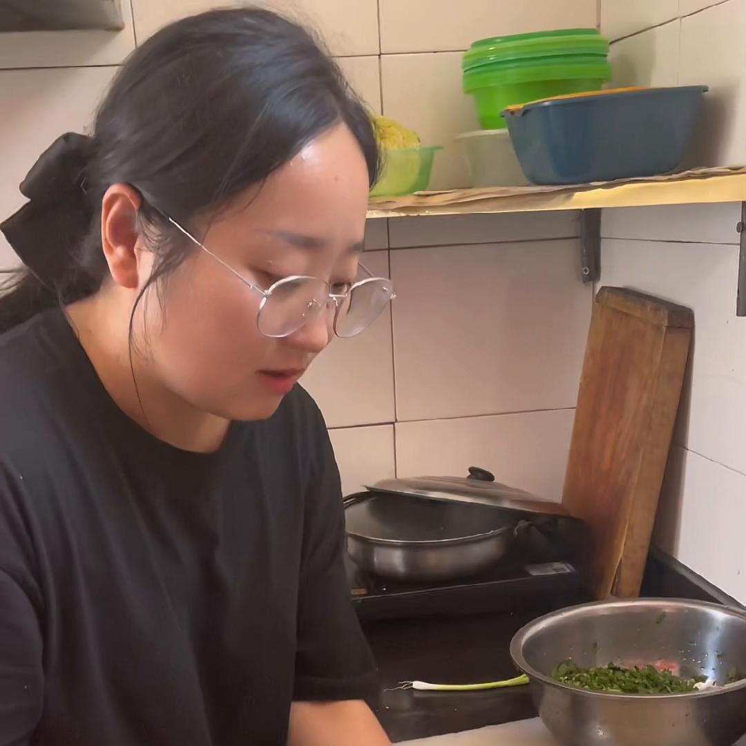 买房租房住农村你们的生活都是怎样选择的呢？香菜...