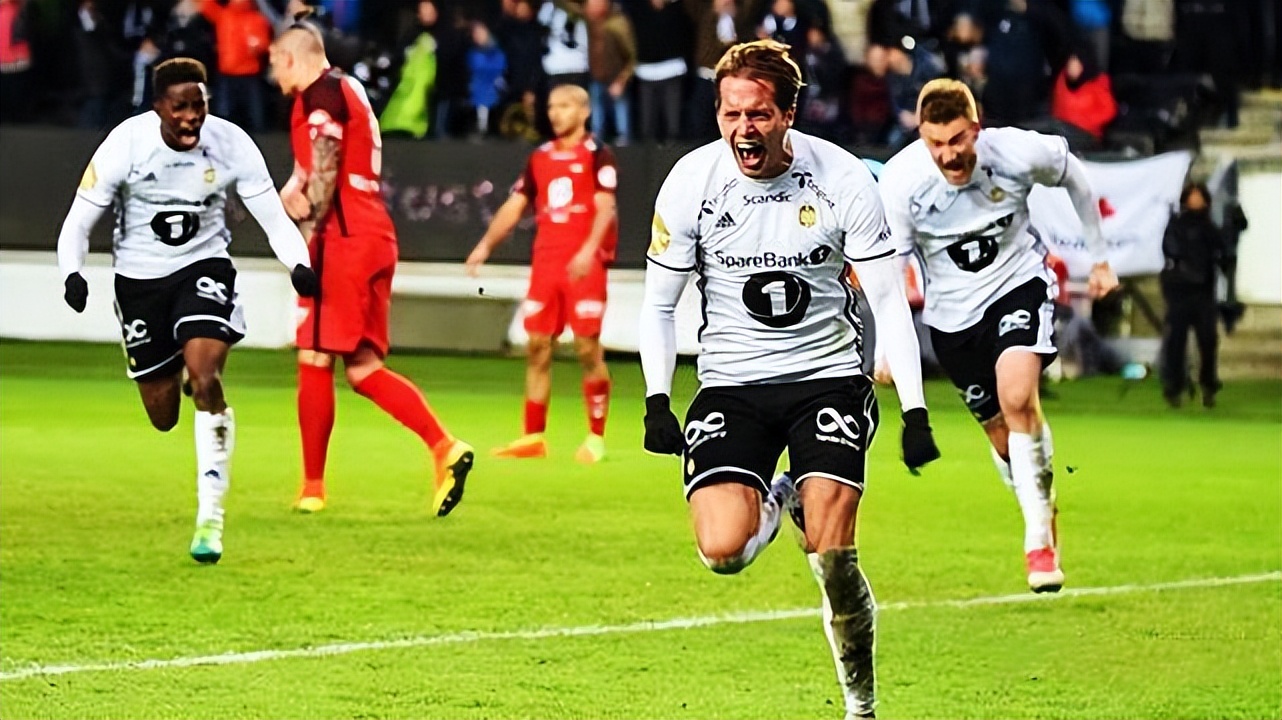 日职乙福冈黄蜂vs柏太阳神前瞻,日乙比赛福冈黄蜂结果