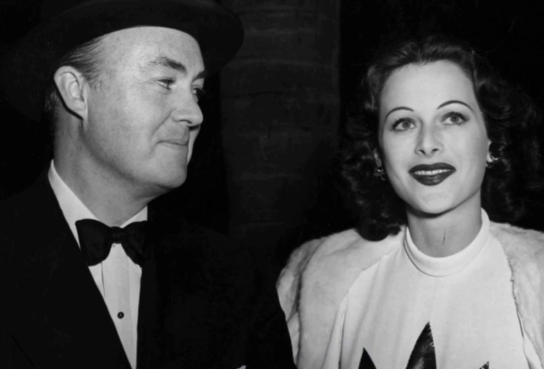 “裸奔*星艳**”和多位大佬的瓜！