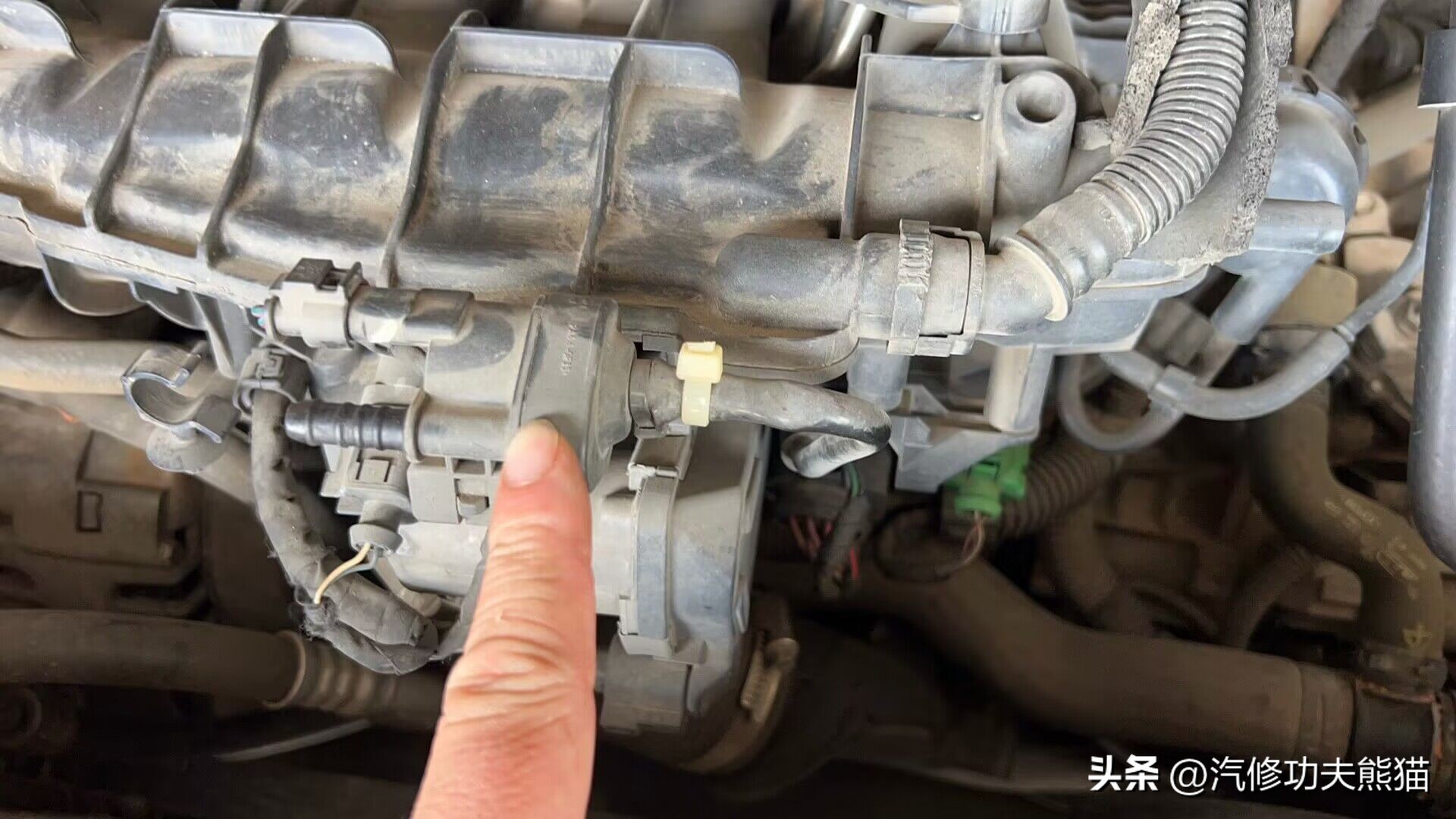 武汉小轿车烧机油处理办法,老款斯柯达烧机油解决方案