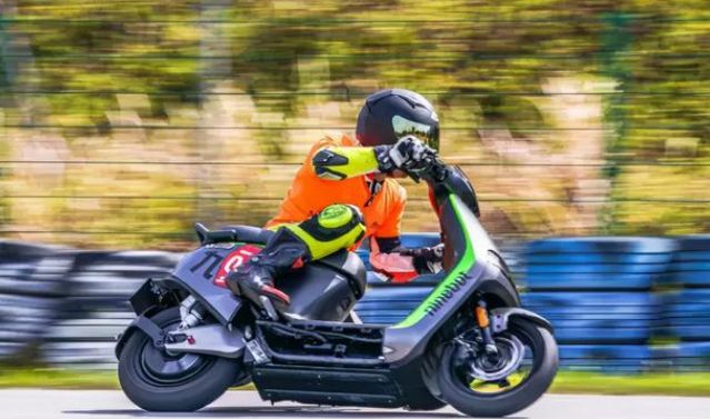 5千元一下最具性价比的电动车,目前哪一款电动车摩托车最好最快