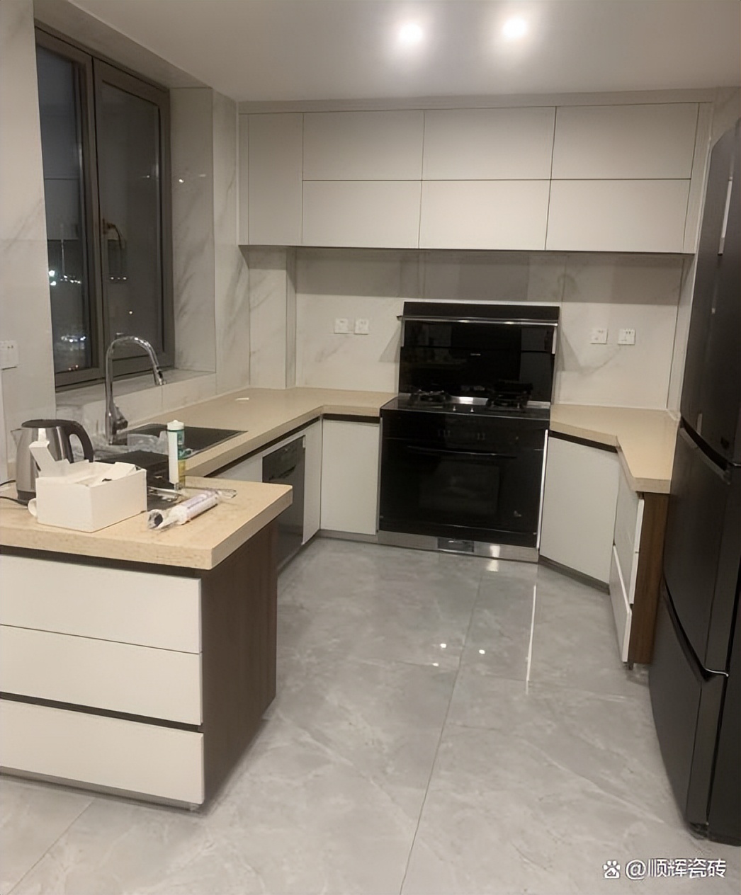 岩板瓷砖是什么装修风格,岩板瓷砖装修效果图片欣赏