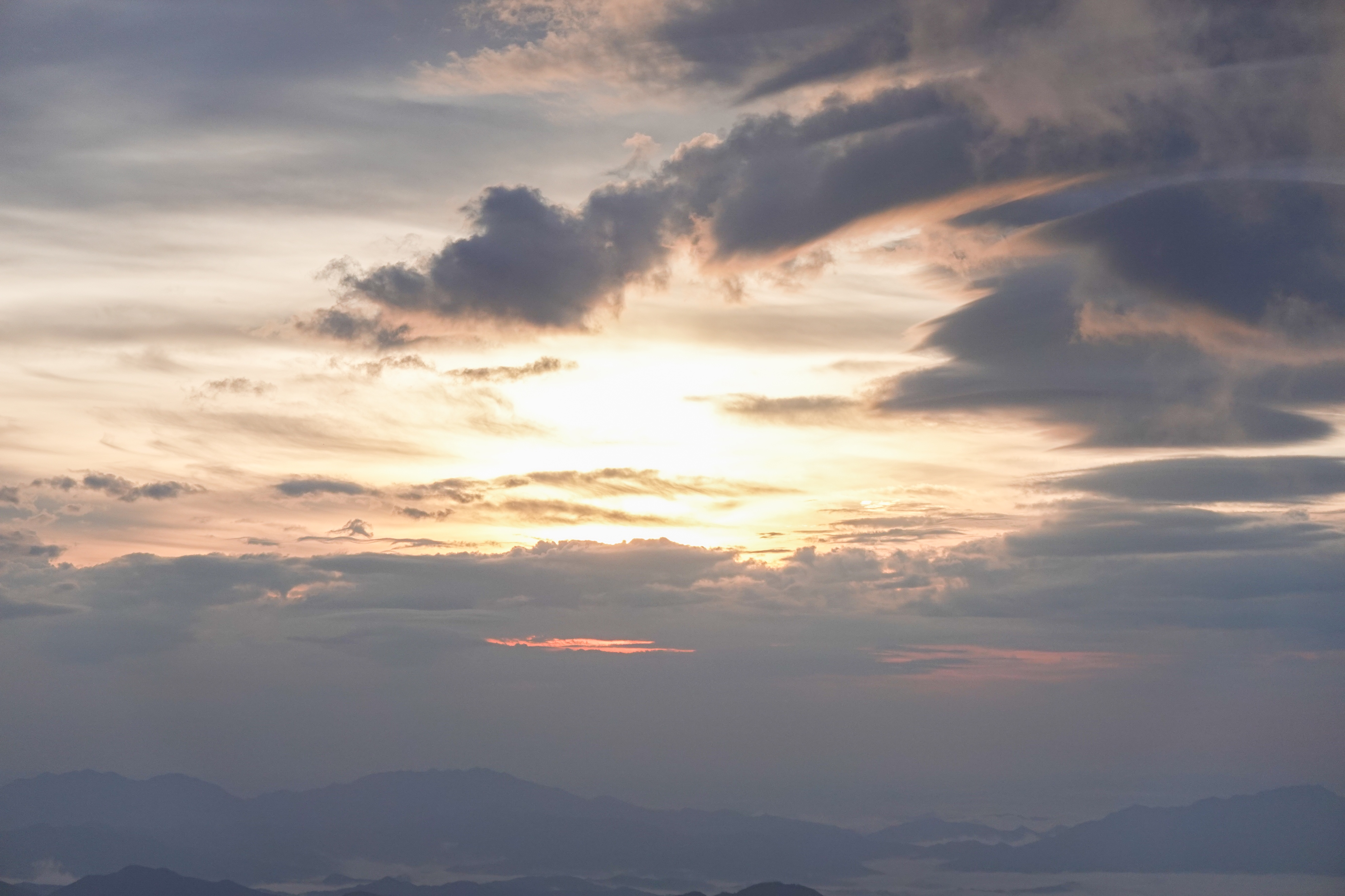 萍乡下车去武功山攻略,萍乡北站到武功山旅游攻略