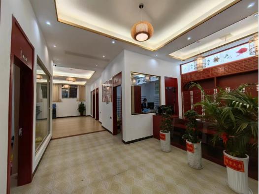 ​​尚尚健康中医馆连锁祁阳旗舰店盛大开业打造高血压治疗新风尚